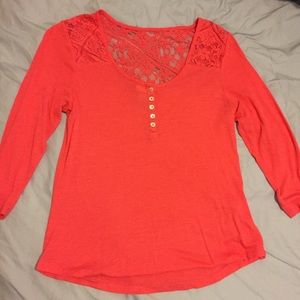 Pink quarter sleeve shirt
